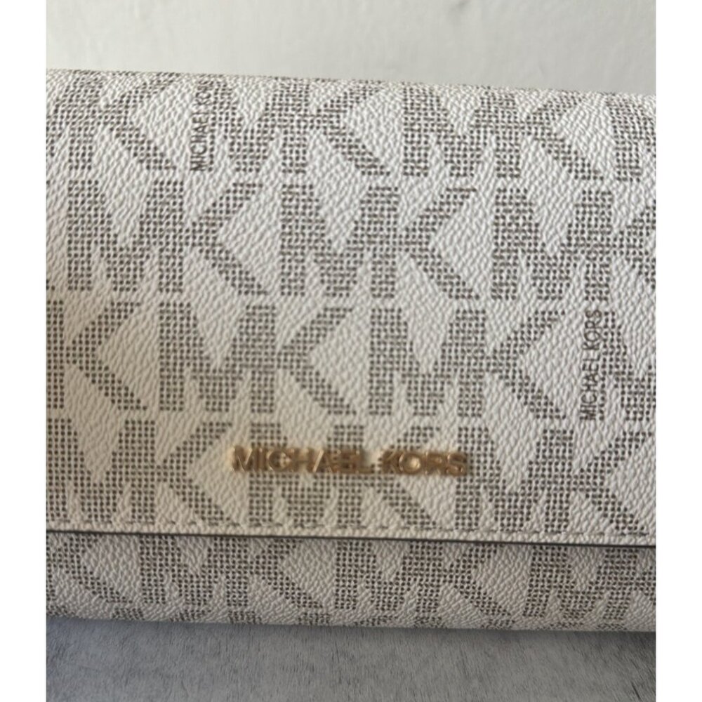 Michael Kors Jet Set Signature Vanilla Luggage Crossbody Handbag W Wide Strap - Picture 15 of 15